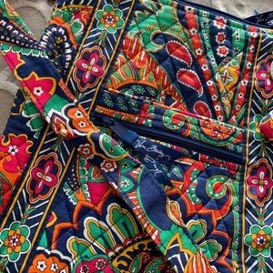 Vera Bradley Bags - Vera Bradley Crossbody Vera Bradley Bags - Vera Bradley Crossbody